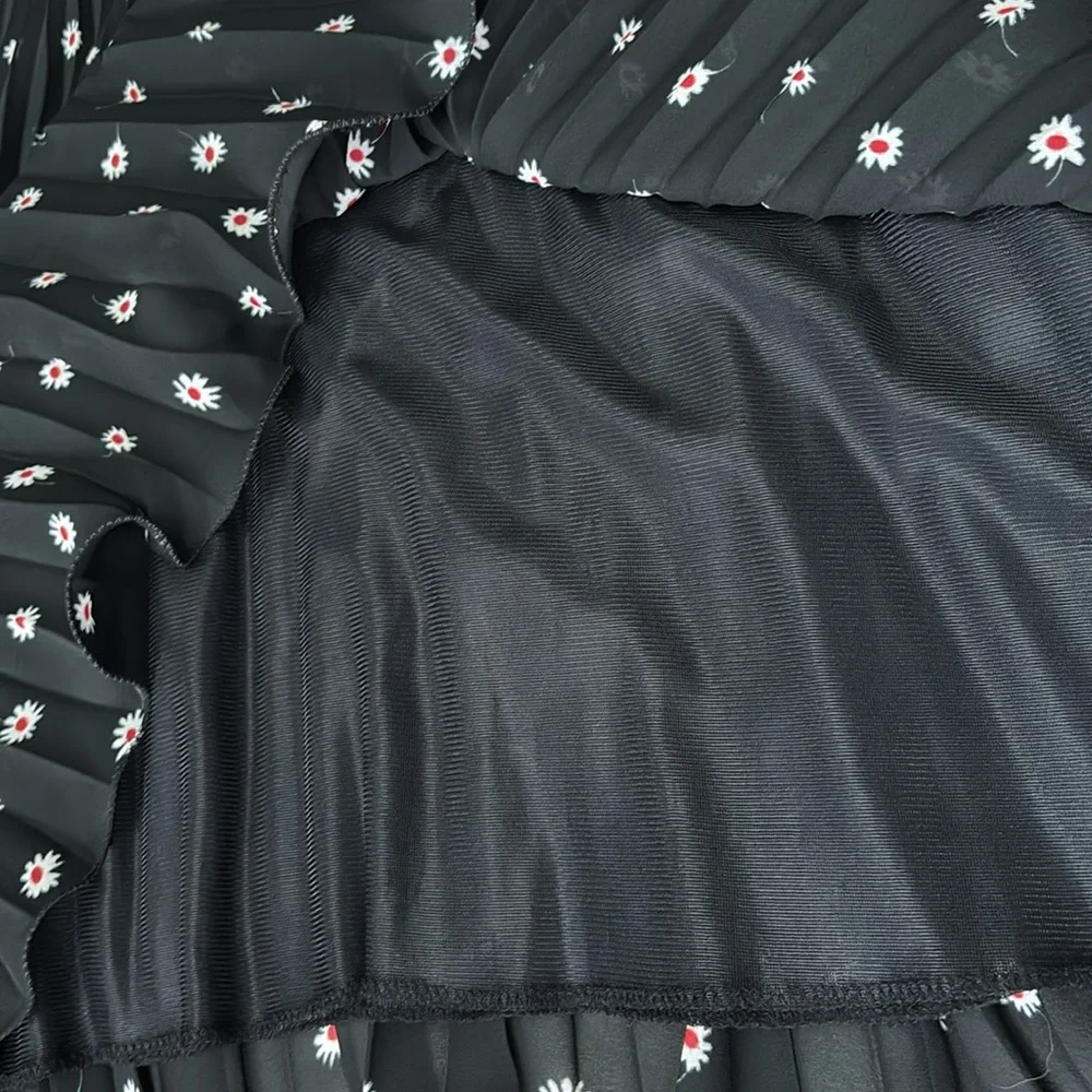 Vintage Pleated A line Full Daisy Skirt - Picture 3 of 3